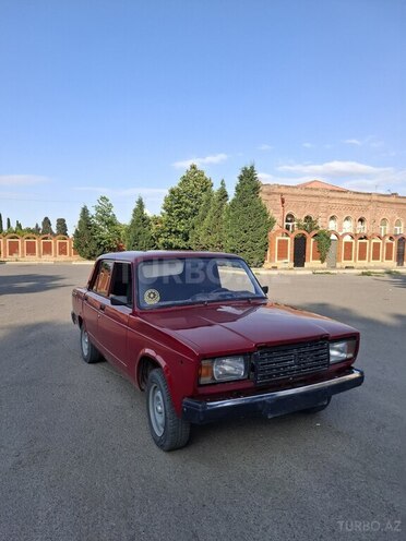 LADA (VAZ) 2107-2