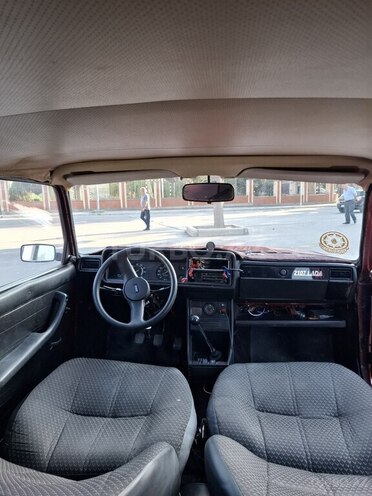 LADA (VAZ) 2107-10