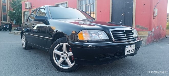Mercedes C 230-4