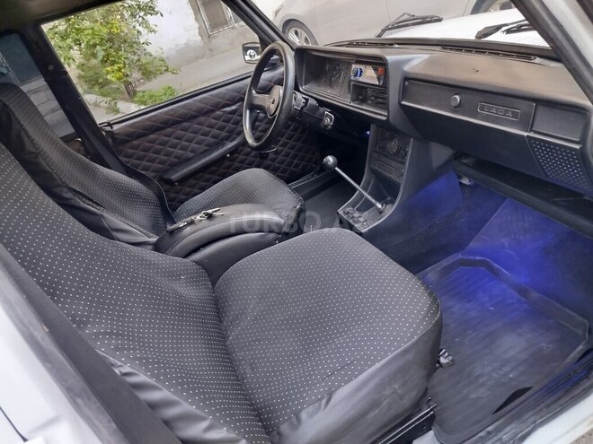 LADA (VAZ) 2107-5