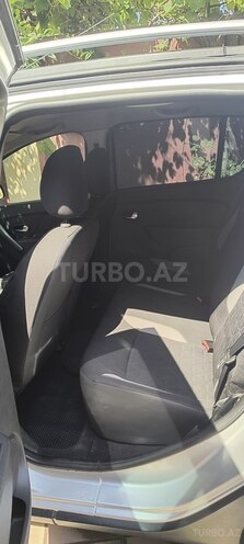 Renault Sandero Stepway-8
