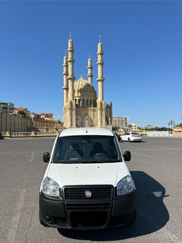 Fiat Doblo-1