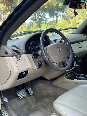 Mercedes ML 320-10