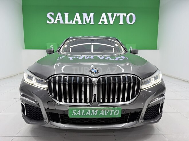 BMW 740-2