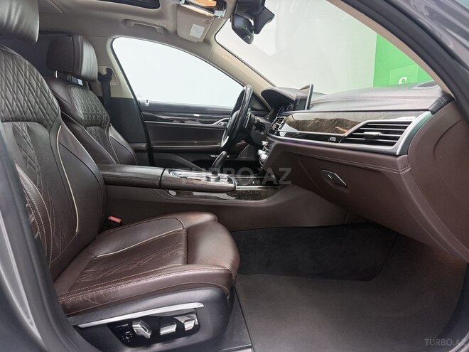 BMW 740-10