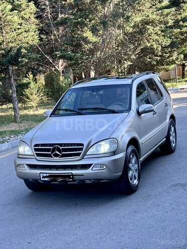 Mercedes ML 320-2