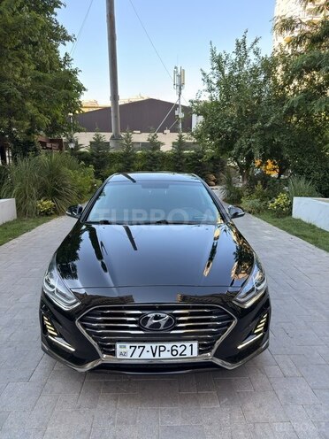 Hyundai Sonata-1