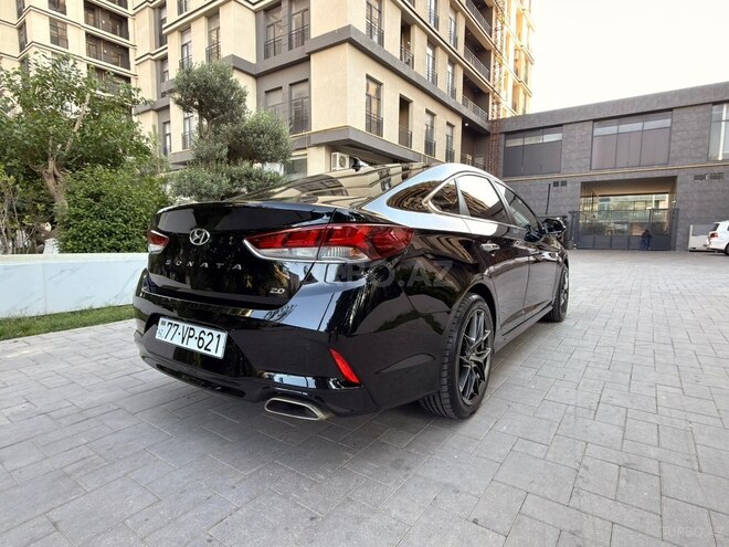 Hyundai Sonata-8