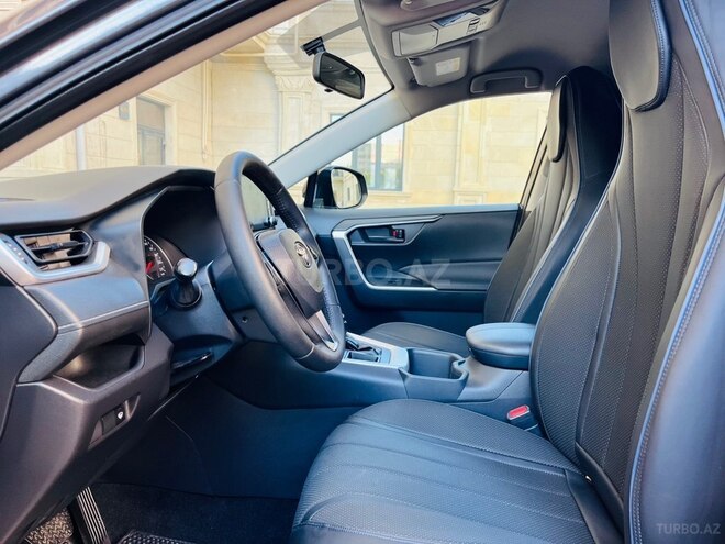 Toyota RAV4-19