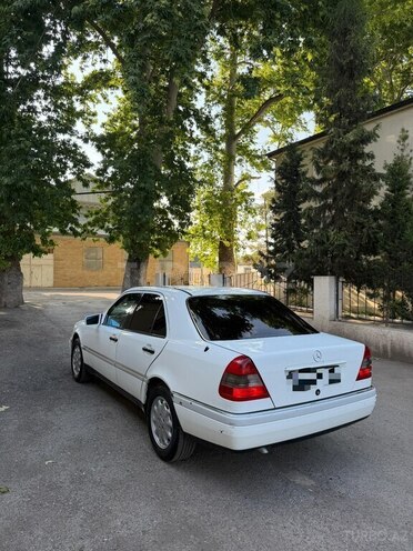Mercedes C 180-2