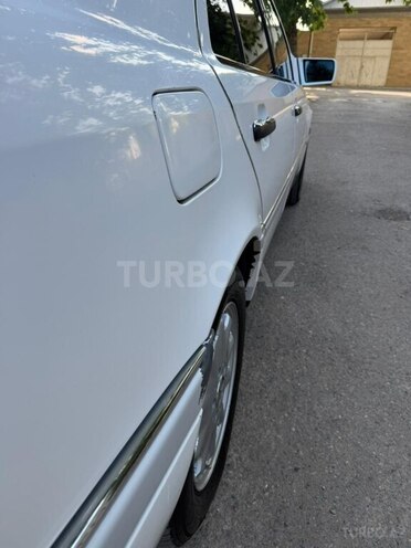 Mercedes C 180-17
