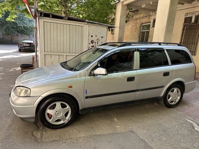 Opel Astra-13