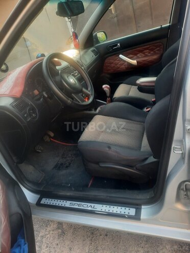 Volkswagen Golf-4