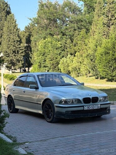 BMW 520-3