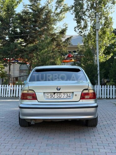 BMW 520-5