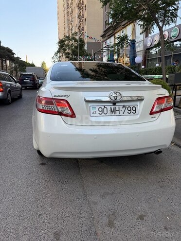 Toyota Camry-4