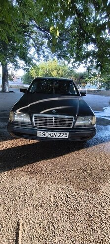 Mercedes C 200-1