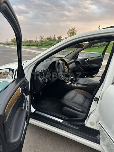 Mercedes C 230-4