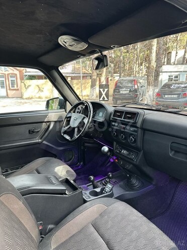 LADA (VAZ) Niva-9