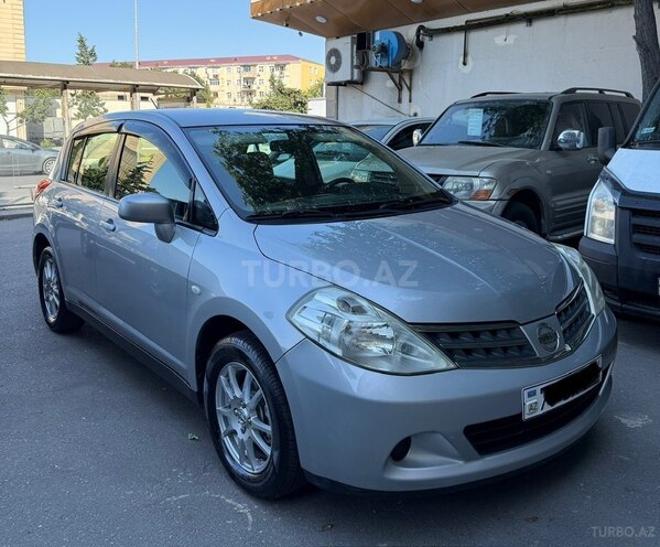 Nissan Tiida-7