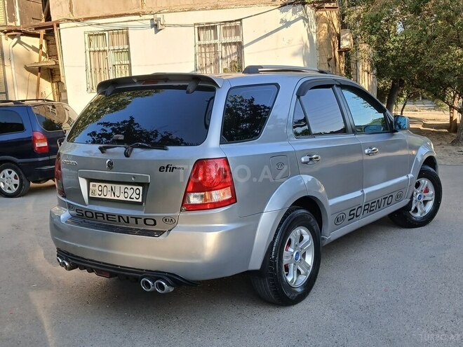 Kia Sorento-8