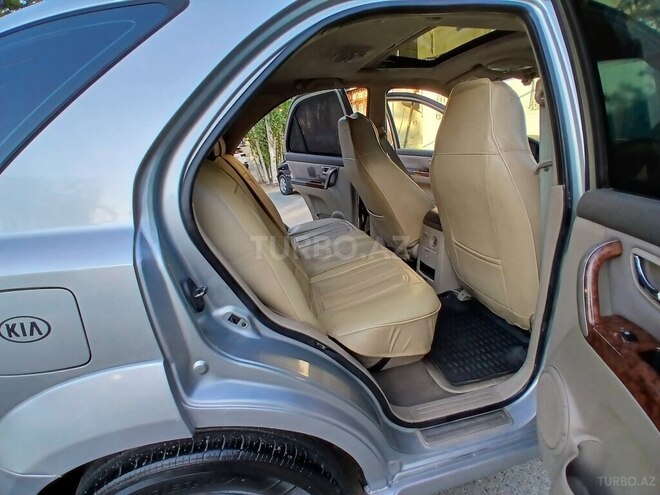 Kia Sorento-16