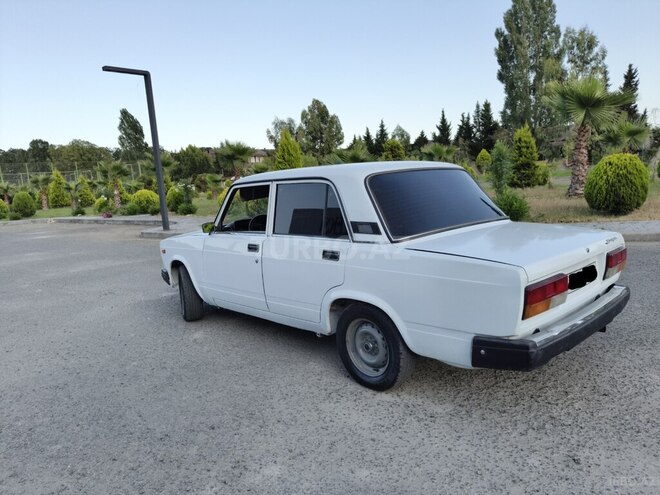 LADA (VAZ) 2107-5