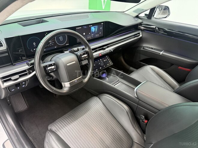 Hyundai Grandeur-8