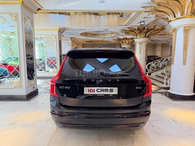 Volvo XC90-8