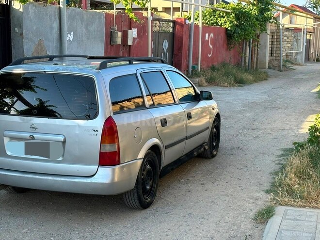 Opel Astra-2