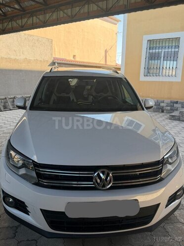 Volkswagen Tiguan-1