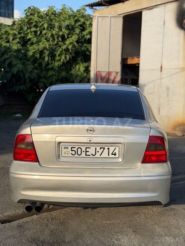 Opel Vectra-6