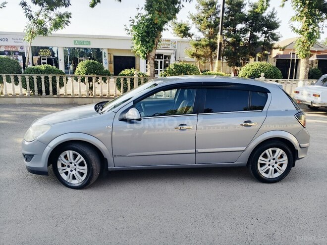 Opel Astra-2