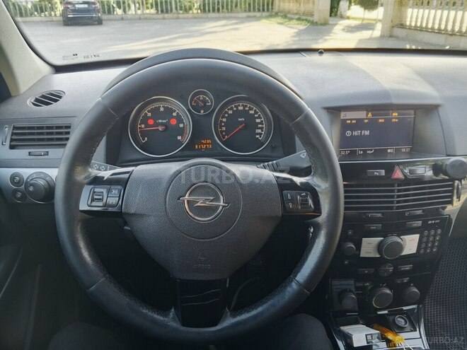 Opel Astra-15