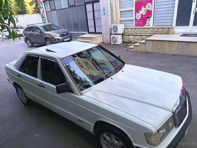 Mercedes 190-7