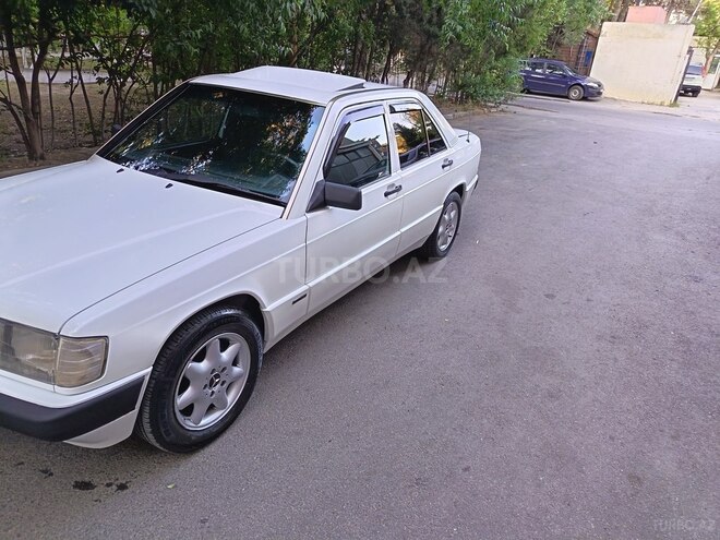 Mercedes 190-6