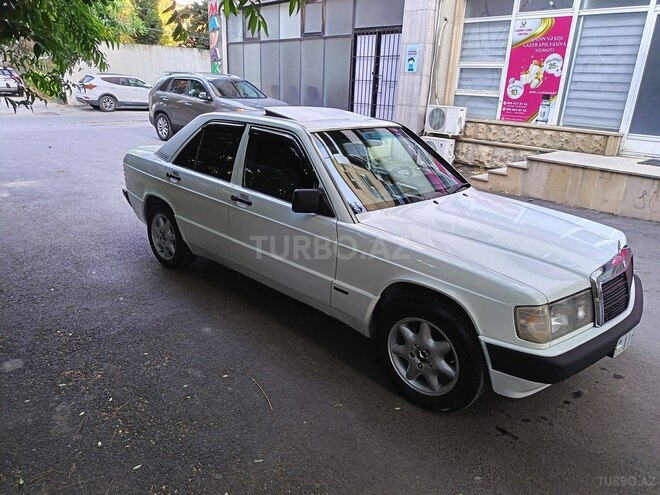 Mercedes 190-3