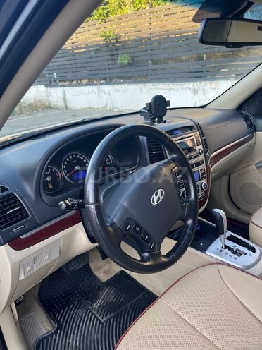 Hyundai Santa Fe-5