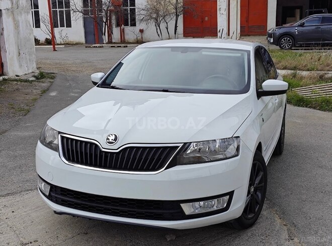 Skoda Rapid-1