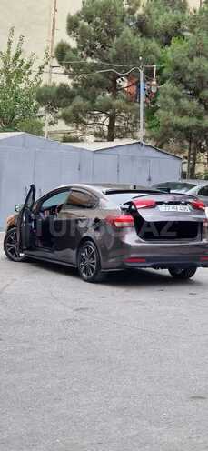 Kia Forte-13