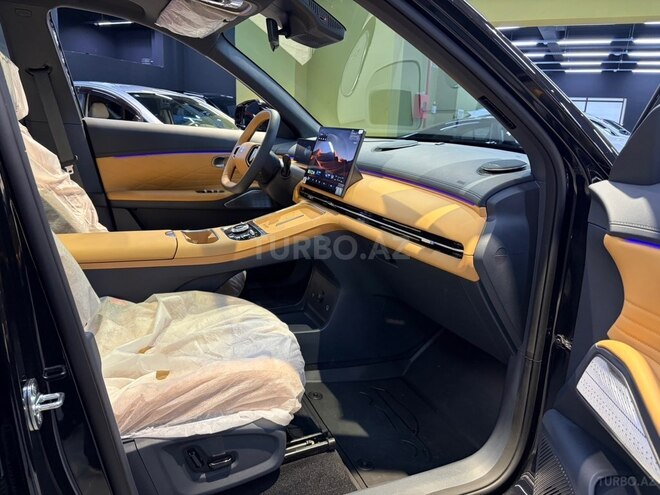 Geely Galaxy Starship 7-16