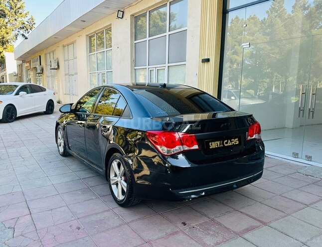 Chevrolet Cruze-2