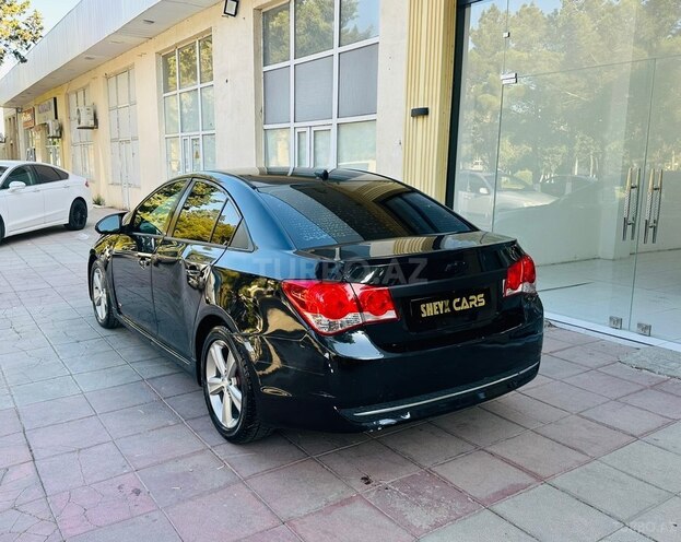 Chevrolet Cruze-8