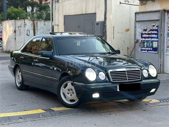 Mercedes E 240-6