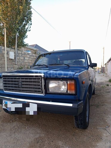 LADA (VAZ) 2107-1