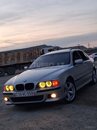 BMW 523-2