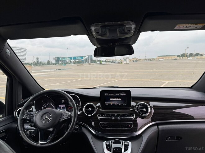 Mercedes V 250-11