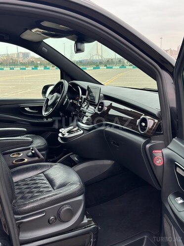 Mercedes V 250-10