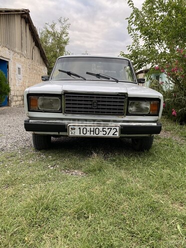 LADA (VAZ) 2107-1