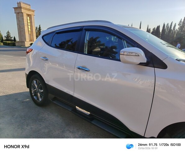 Hyundai ix35-6